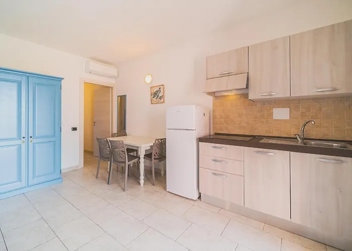 Aparthotel Rosi 3*
